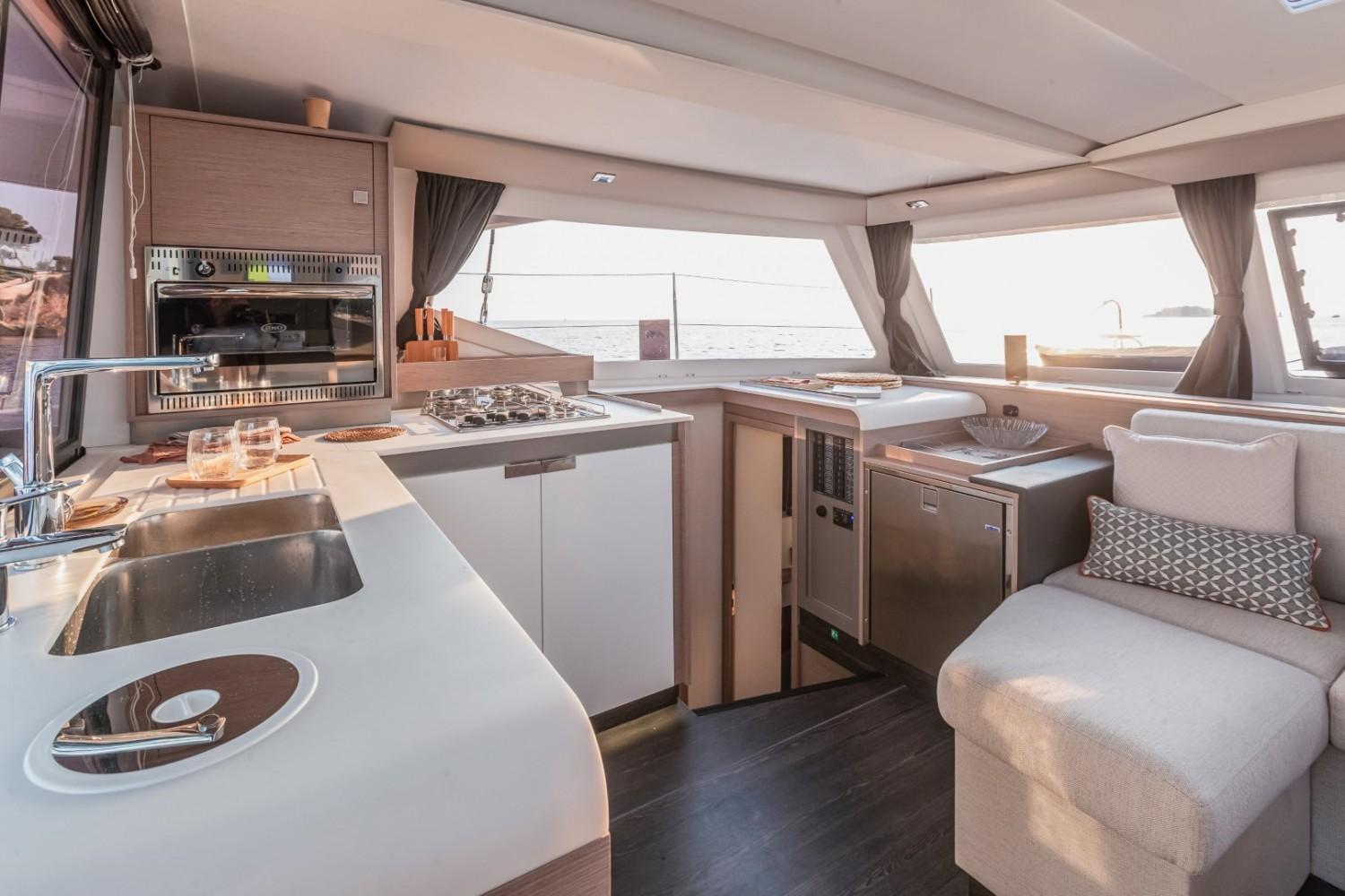 FOUNTAINE PAJOT Isla 40 N°312