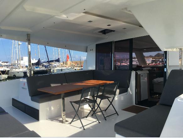 FOUNTAINE PAJOT ISLA 40