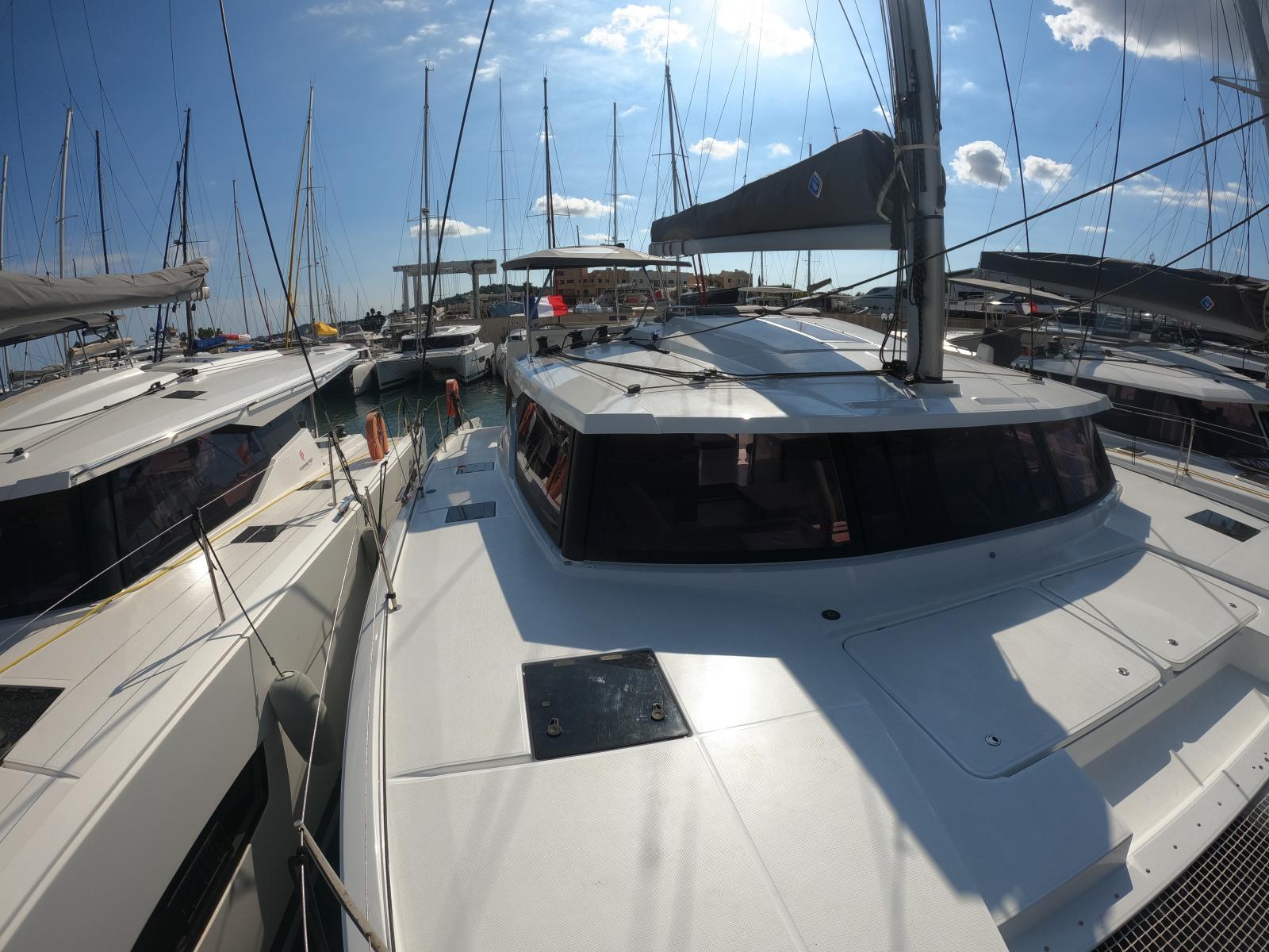 FOUNTAINE PAJOT Astrea 42