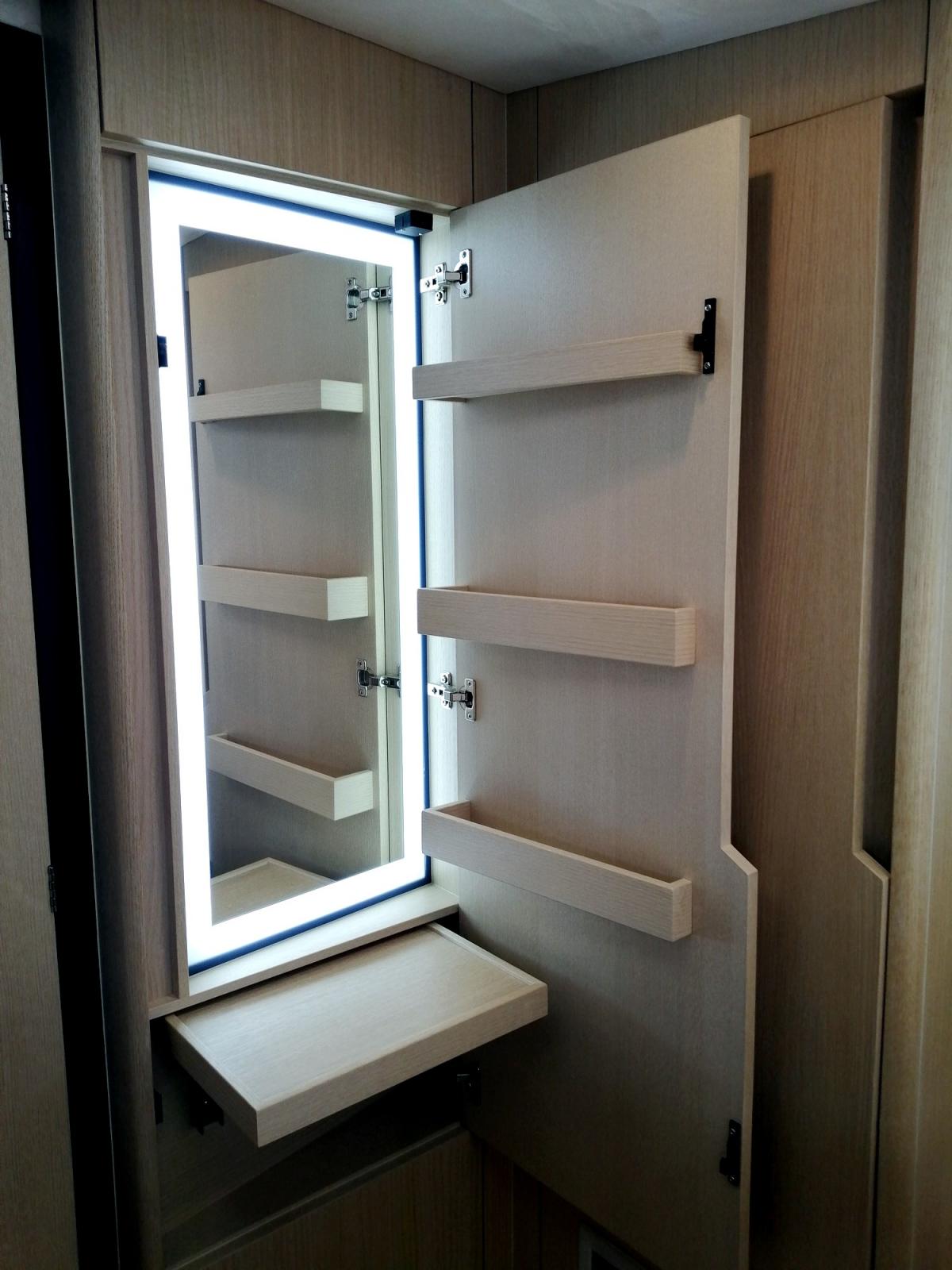 GALEON Galeon 405 HTL