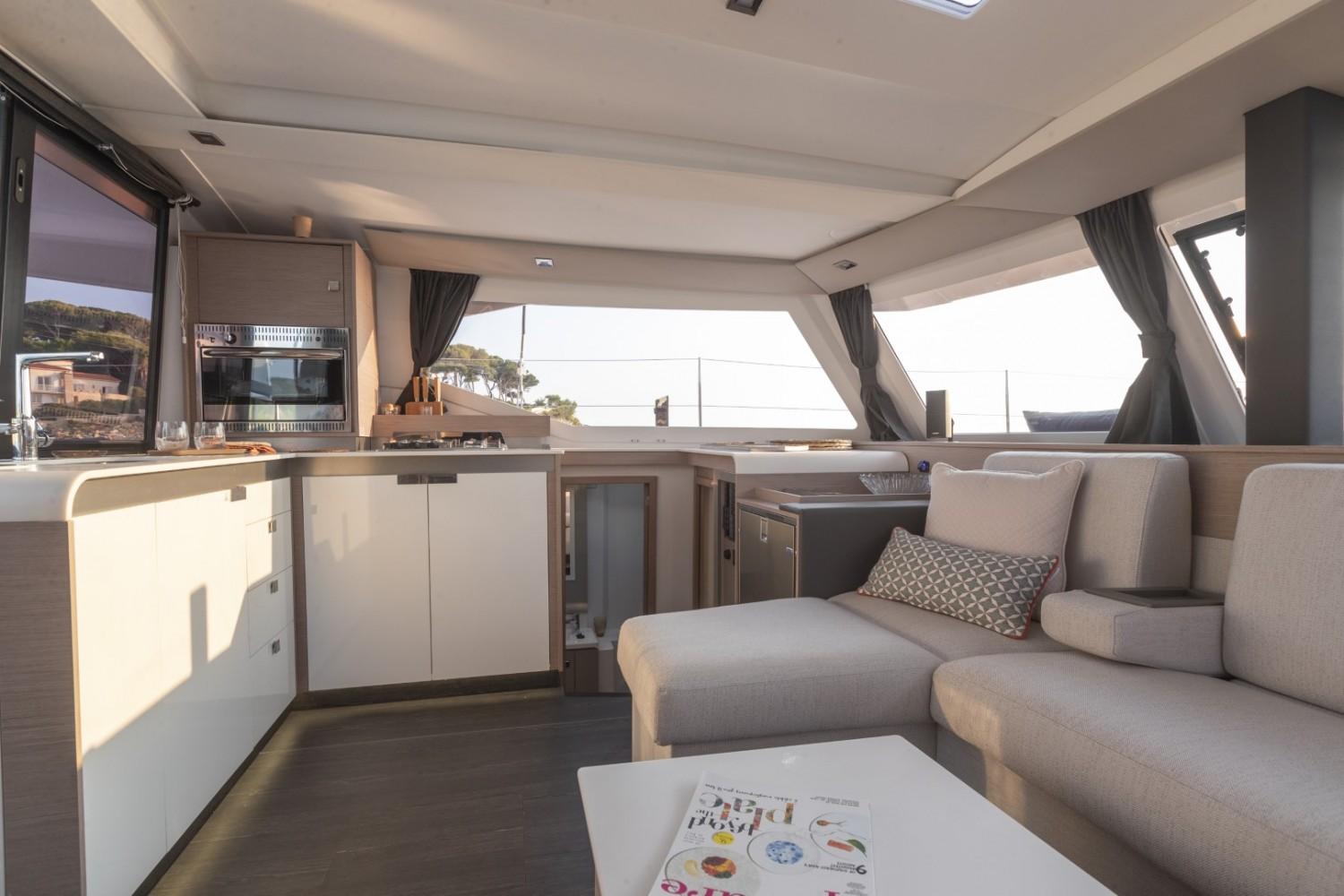 FOUNTAINE PAJOT Isla 40 N°312